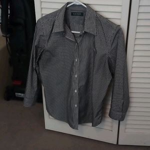 Ladies Petite Medium Ralph Lauren Shirt